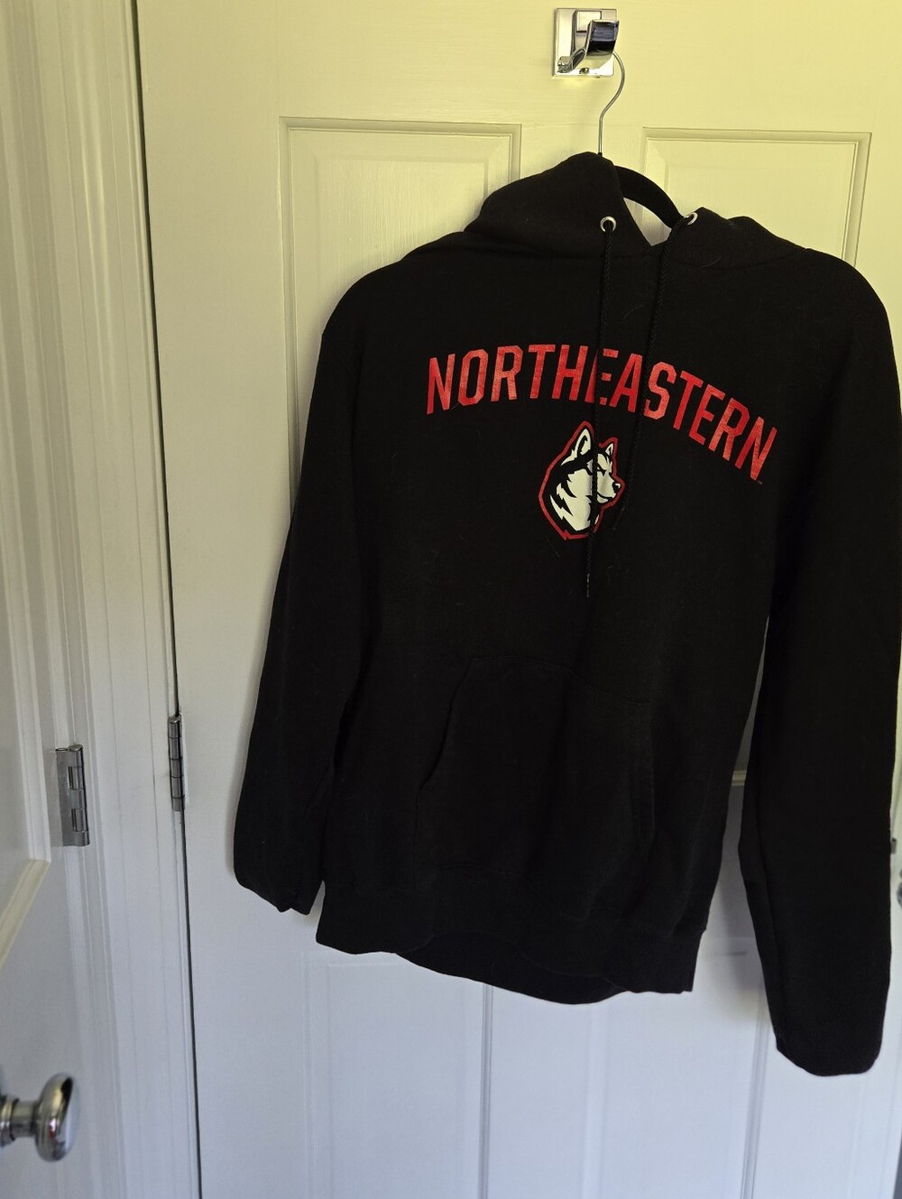 EUC Champion Northeastern Black Pullover Hoodie Size M